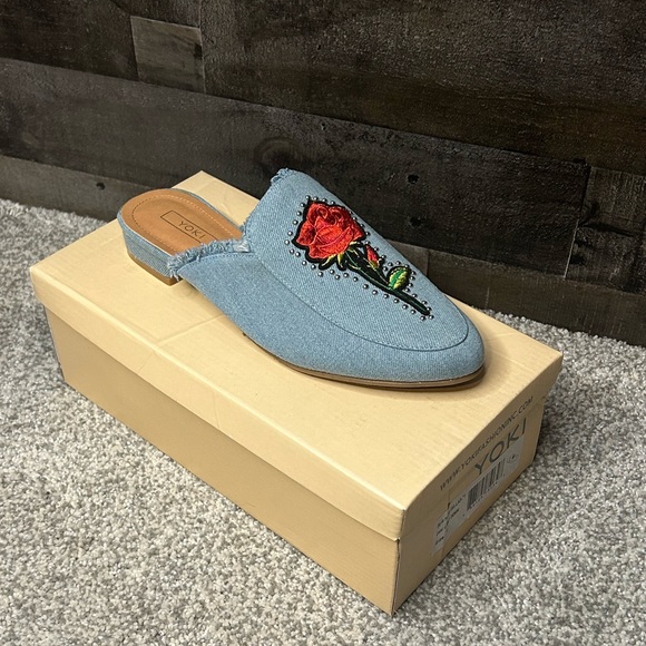 WOMENS YOKI WILLAS 71 LIGHT DENIM EMBROIDERY ROSE SHOES - Picture 1 of 4